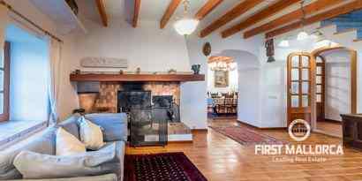 Inmobiliaria picture 3 Ref. Nº. 67979