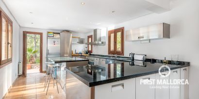 Inmobiliaria picture 5 Ref. Nº. 52943