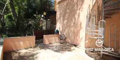 Real Estates picture 2 Ref. R8017