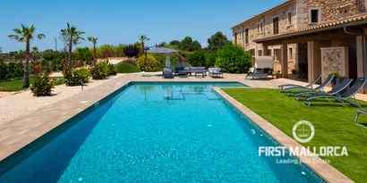 Real Estates picture 6 Ref. 63768