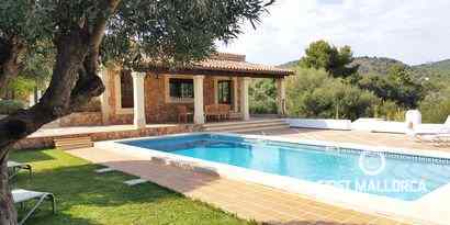 Real Estates picture 0 Ref. Nr. R15386