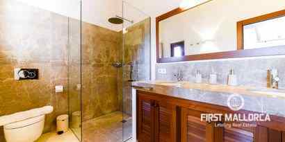 Real Estates picture 12 Ref. 69527