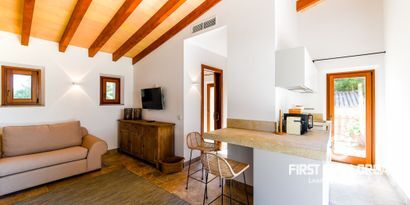 Real Estates picture 6 Ref. 69527