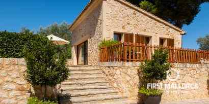 Real Estates picture 19 Ref. 69527