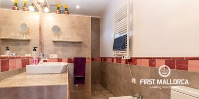 Inmobiliaria picture 8 Ref. Nº. 70418