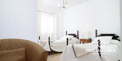 Real Estates picture 7 Ref. R17238