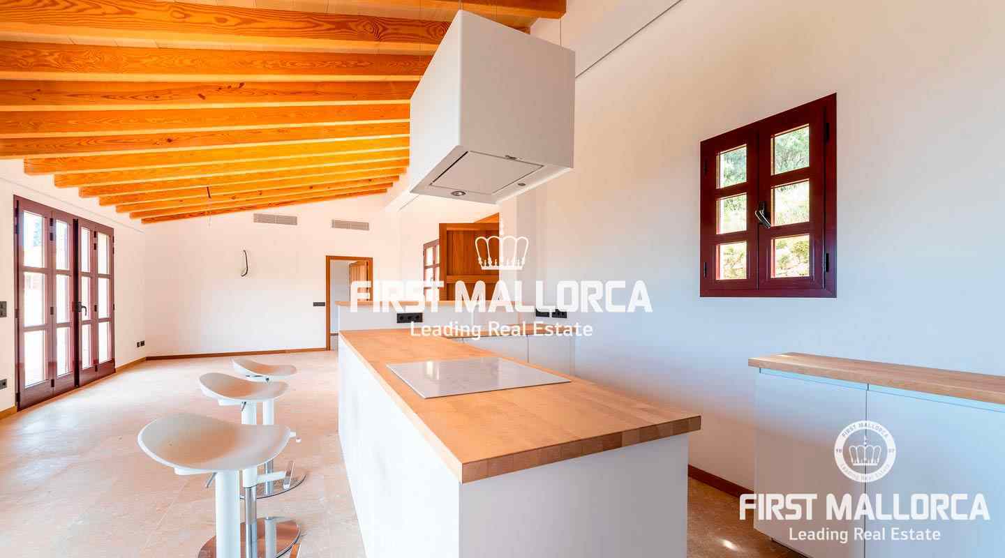 Schöne Natursteinfinca mit Gästehaus und Meerblick in Estellencs