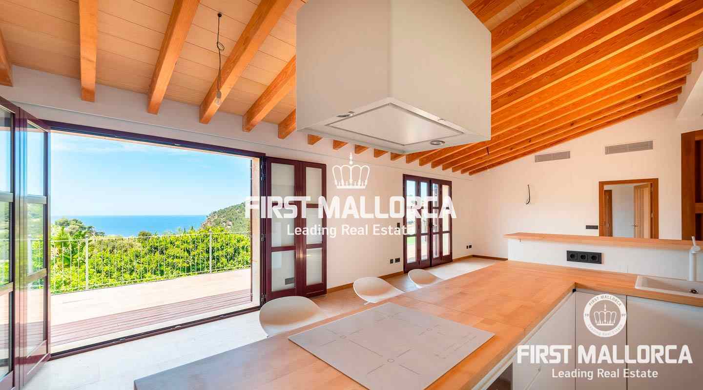 Schöne Natursteinfinca mit Gästehaus und Meerblick in Estellencs