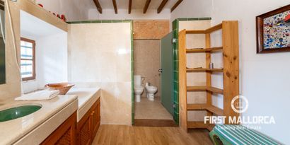 Inmobiliaria picture 5 Ref. Nº. 70113