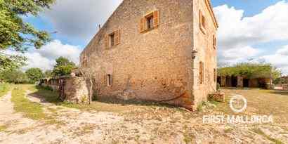 Inmobiliaria picture 10 Ref. Nº. 70113