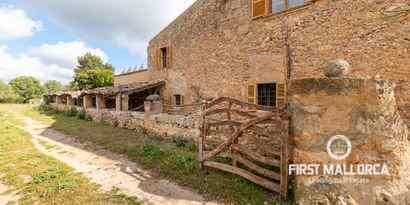 Inmobiliaria picture 11 Ref. Nº. 70113