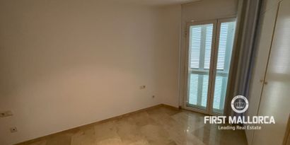 Real Estates picture 10 Ref. R15281