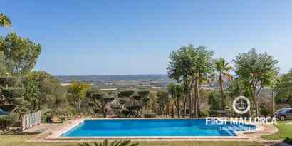 Inmobiliaria picture 0 Ref. Nº. 71864