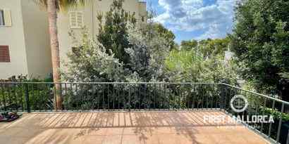 Real Estates picture 8 Ref. 72313