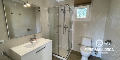 Inmobiliaria picture 13 Ref. Nº. R10143