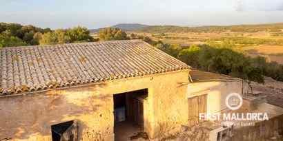 Real Estates picture 8 Ref. 71719