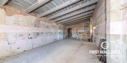 Real Estates picture 21 Ref. 71719