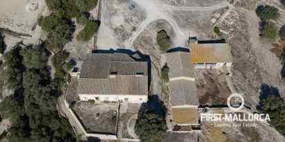 Real Estates picture 2 Ref. 71719