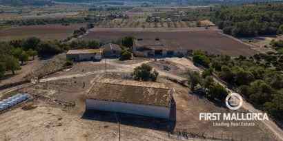 Real Estates picture 37 Ref. 71719