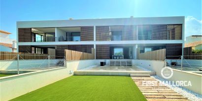 Недвижимость picture 0 Ref R18664