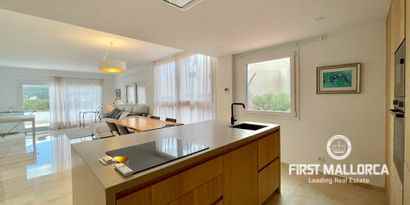 Real Estates picture 4 Ref. R18379