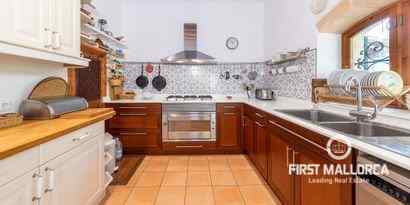 Real Estates picture 8 Ref. Nr. R19630