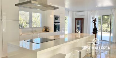 Real Estates picture 11 Ref. R19716