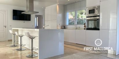 Real Estates picture 9 Ref. R19716