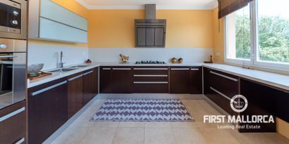 Real Estates picture 9 Ref. 74024