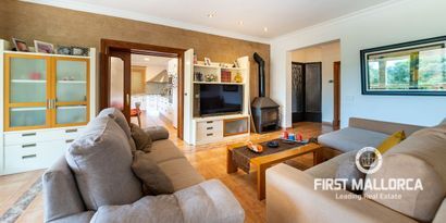 Real Estates picture 8 Ref. 74024