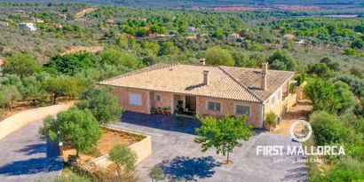 Inmobiliaria picture 1 Ref. Nº. 74395