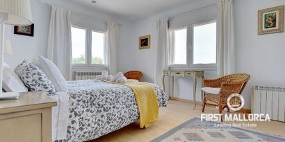 Inmobiliaria picture 8 Ref. Nº. 74395
