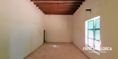 Real Estates picture 8 Ref. R20598