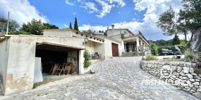 Real Estates picture 2 Ref. 74443