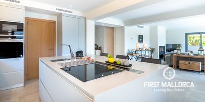 Inmobiliaria picture 10 Ref. Nº. 74448
