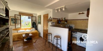 Real Estates picture 3 Ref. 74789