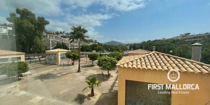 Inmobiliaria picture 2 Ref. Nº. 74872