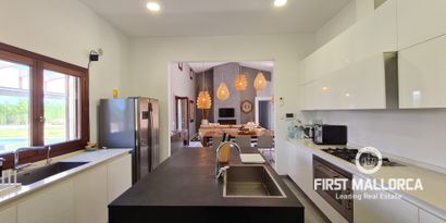 Недвижимость picture 8 Ref R21008