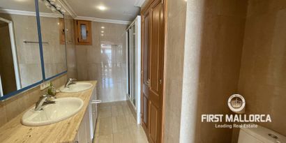 Real Estates picture 7 Ref. R15947