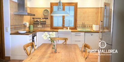 Inmobiliaria picture 4 Ref. Nº. 75386