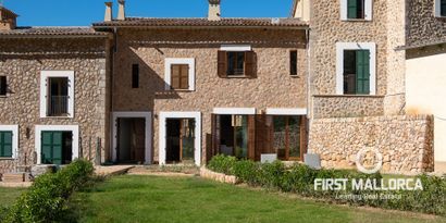 Real Estates picture 0 Ref. Nr. 70804