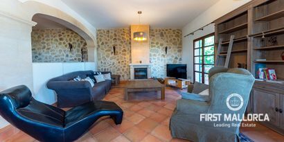 Inmobiliaria picture 13 Ref. Nº. 74803