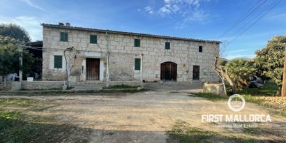 Inmobiliaria picture 0 Ref. Nº. 75600