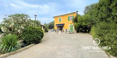 Inmobiliaria picture 0 Ref. Nº. 75592