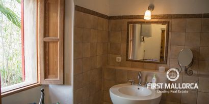 Real Estates picture 14 Ref. 75481