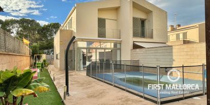 Real Estates picture 3 Ref. R20846