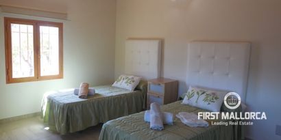 Real Estates picture 11 Ref. R21975