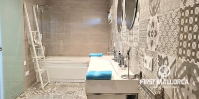 Real Estates picture 8 Ref. R22057