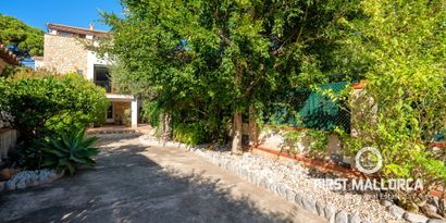 Real Estates picture 20 Ref. 67922