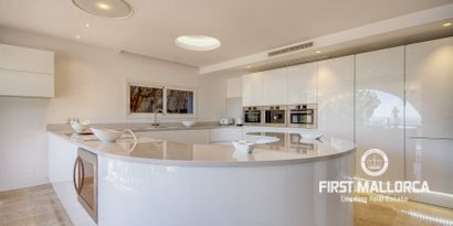 Inmobiliaria picture 9 Ref. Nº. R21203